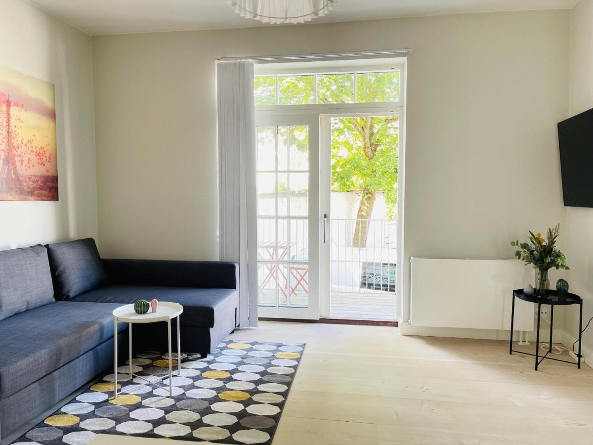 Aday - 2 Bedroom Apartment With Patio 奥尔堡 外观 照片