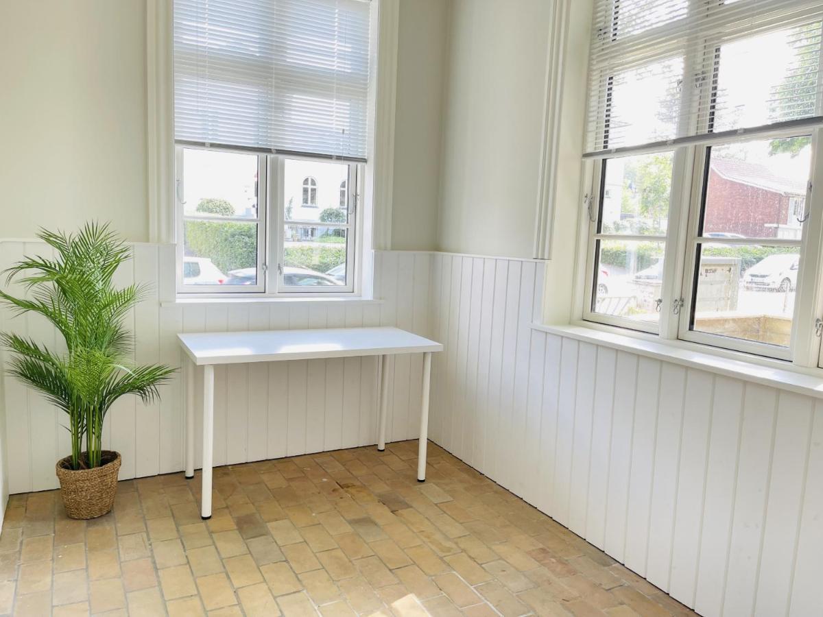 Aday - 2 Bedroom Apartment With Patio 奥尔堡 外观 照片