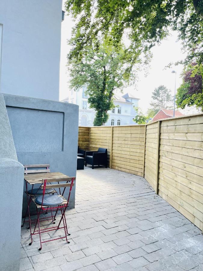 Aday - 2 Bedroom Apartment With Patio 奥尔堡 外观 照片